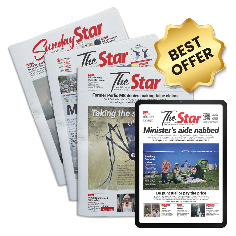 The Star Bundle (Print and ePaper)